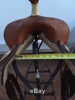 14 1/2 Billy Cook Barrel Saddle Great Condition With Billy Cook Breast Collar