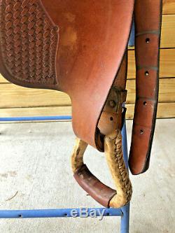 14 1/2 Western Saddle w Basketweave Tooling and Rawhide Laced Cantle