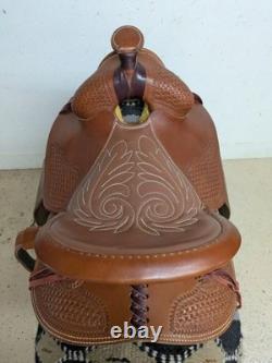 14.5 Inch Used Fallis Balanced Western Trail Saddle 1035-11388