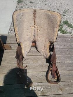 14 Alamo Western Show Saddle 6-1/2 Gullet