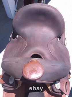 14'' Brown Wintec Western Trail saddle QH BARS