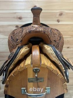 14 Circle Y The Proven Mansfield Western Barrel Saddle Model 6221 (2021 Year) 14 Circle Y The Proven Mansfield Western Barrel Saddle Model 6221 (2021 Year)