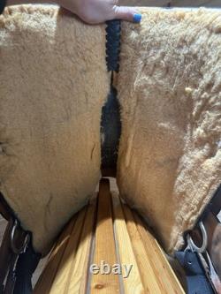 14 Circle Y The Proven Mansfield Western Barrel Saddle Model 6221 (2021 Year) 14 Circle Y The Proven Mansfield Western Barrel Saddle Model 6221 (2021 Year)