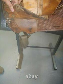 14 Dakota Western Saddle