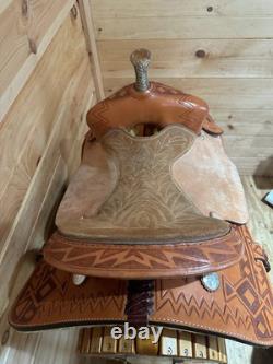 14 Dale Fredericks Saddlesmith Barrel Racing Saddle Model 21544