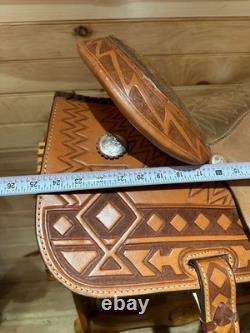14 Dale Fredericks Saddlesmith Barrel Racing Saddle Model 21544