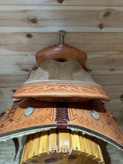 14 Dale Fredericks Saddlesmith Barrel Racing Saddle Model 21544