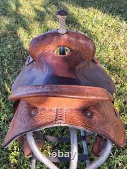 14 Inch CIRCLE Y Barrel Saddle FQHB, Deep Seat, Square Skirt
