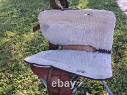14 Inch CIRCLE Y Barrel Saddle FQHB, Deep Seat, Square Skirt