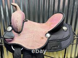 14 King Series Western Saddle Has Paint Stains On Seat