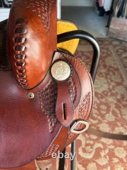 14 Rider's Choice/Alabama Saddlery Western Saddle Made for Arabian Wide Withers