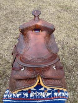 14 Simco Western Saddle with Vintage Floral Leather Tooling SQHB