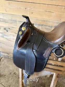 14 Snyder Saddlery Australian Stock Saddle