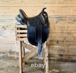 14 Snyder Saddlery Australian Stock Saddle