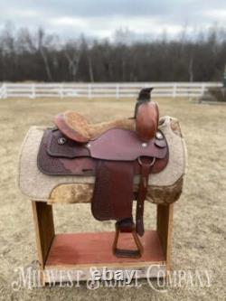 14 Western Roping Saddle 6.5 Gullet, SQHB