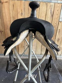 14 Wintec Western Trail Saddle Black