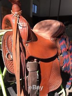 14 roping saddle