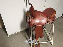 15 1/2 Crates Trail Saddle In Excellent Condition