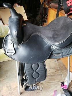 15'' #101 Black Big Horn leather & cordura western barrel trail saddle bundle