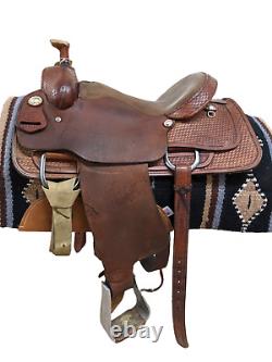 15.25 Used Courts Western Roping Saddle 608-4124