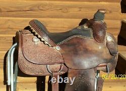 15.5 16 HR Custom Saddles Western Roping Pleasure Trail Saddle Rigged to Ride