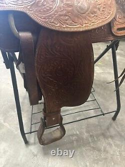 15.5 All Around Western Saddle Tooled with a Suede Padded Seat Pleasure Trail