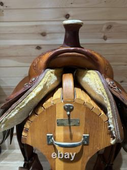 15.5 Circle Y All-Around Roping Western Saddle Model 3767 Includes tack Set