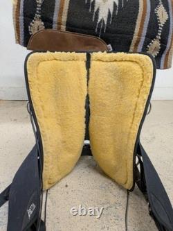 15.5 Inch Used Abetta Western Trail Saddle 513-10980
