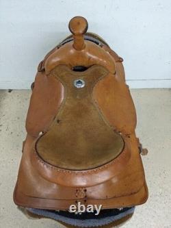 15.5 Inch Used Alamo Western All Around Saddle 782-6833