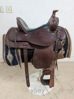 15.5 Inch Used Circle Y All Around Western Saddle 1038-10995