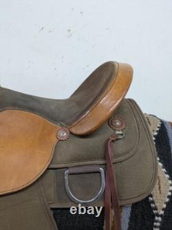 15.5 Inch Used Fabtron Western Trail Saddle 979-9961
