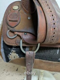 15.5 Inch Used Piland Team Roping Western Saddle 1098-11441