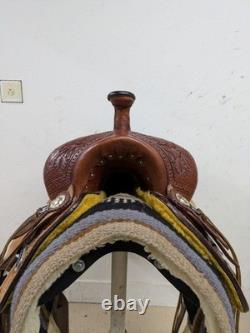 15.5 Inch Used Silver Royal Western Pleasure Saddle 886-8378