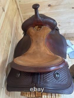 15.5 McCall Cowhorse Western Saddle Model 690 1203
