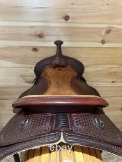 15.5 McCall Cowhorse Western Saddle Model 690 1203