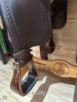 15.5 McCall Cowhorse Western Saddle Model 690 1203