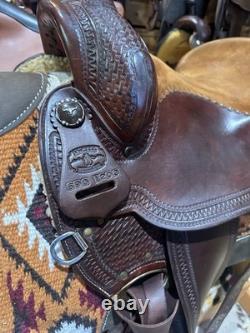 15.5 McCall Cowhorse Western Saddle Model 690 1203