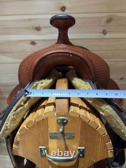 15.5 National Bridle Shop Tennessean Deluxe Western Saddle Model 2211