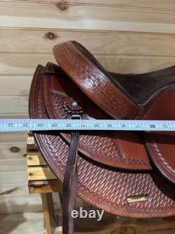 15.5 National Bridle Shop Tennessean Deluxe Western Saddle Model 2211