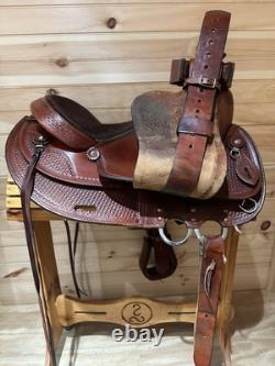 15.5 National Bridle Shop Tennessean Deluxe Western Saddle Model 2211
