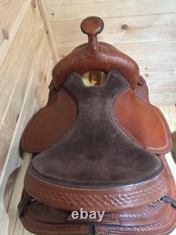 15.5 National Bridle Shop Tennessean Deluxe Western Saddle Model 2211