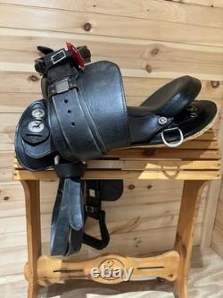 15.5 National Bridle Shop Tennessean Gaited Western Trail Saddle Model 6981