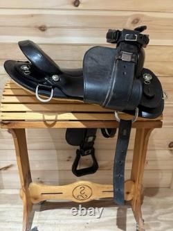 15.5 National Bridle Shop Tennessean Gaited Western Trail Saddle Model 6981