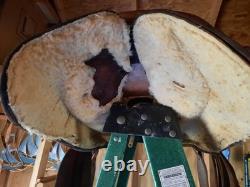 15.5 Padded Western Saddle. Looks Complete
