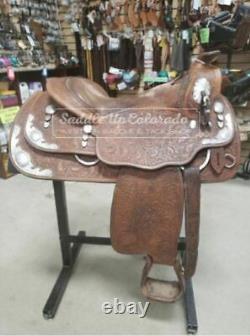 15.5 Used Blue Ribbon Western Show Saddle 56-194