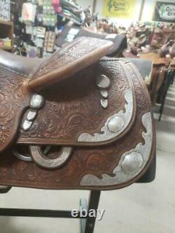 15.5 Used Blue Ribbon Western Show Saddle 56-194