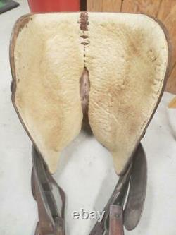 15.5 Used Blue Ribbon Western Show Saddle 56-194