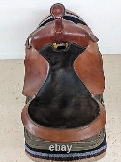 15.5 Used Fabtron Western Draft Trail Saddle 2-1398