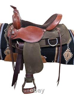 15.5 Used Fabtron Western Trail Saddle 2-1451