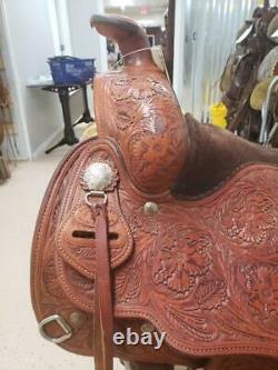 15.5 Used Rio's Brother Western Show Saddle 332-1750